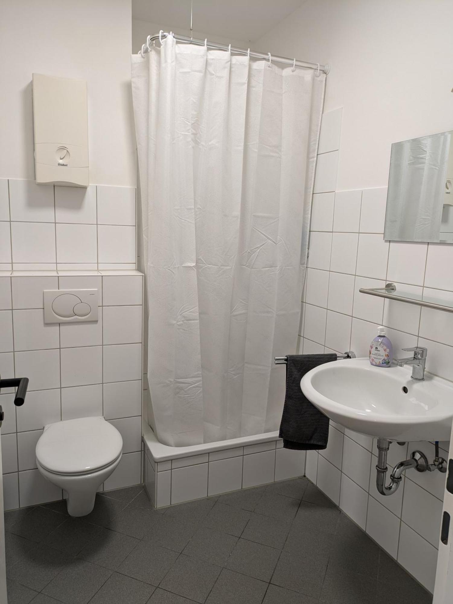 Interaktiv Appartements In Ratingen - Duesseldorferstrasse Экстерьер фото